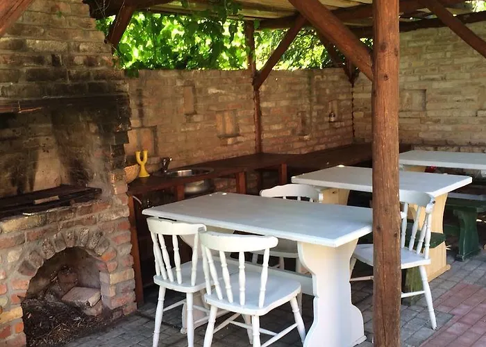 Апартаменты Terra Natura Apartmanhaz Балатонфеньвеш